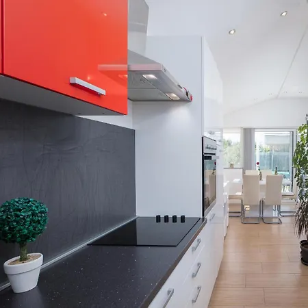 Two-bedroom In Nyaraló *